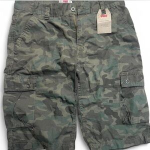 Levi's Camo Cargo Shorts